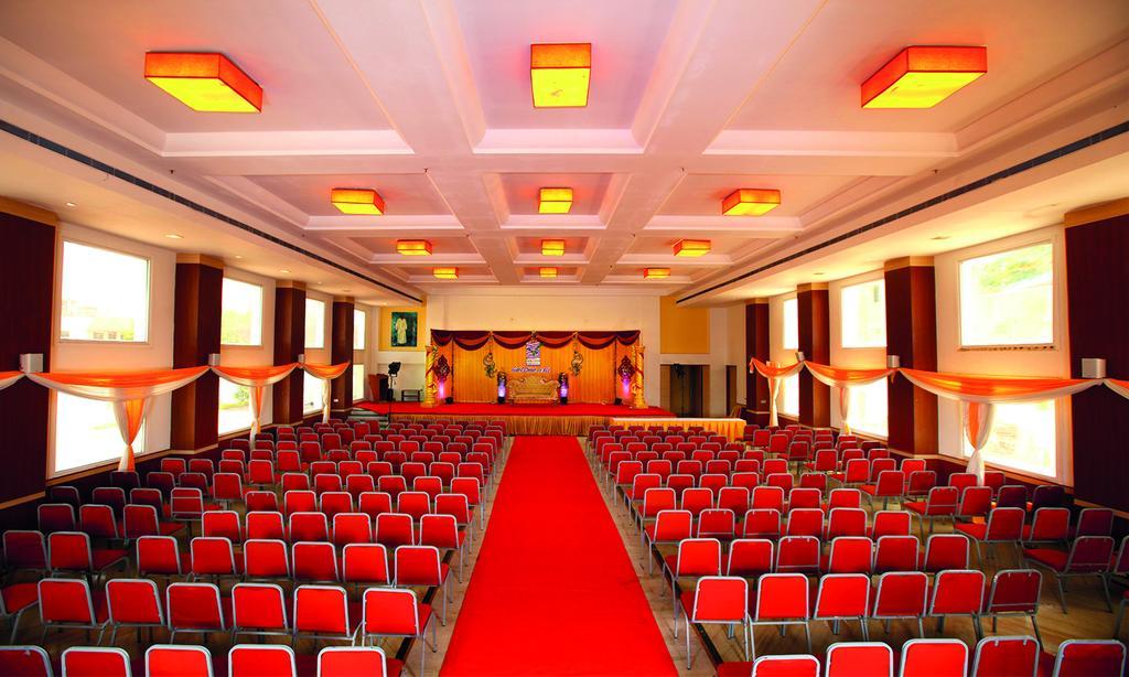 Sterling V Grand Madurai Otel Dış mekan fotoğraf