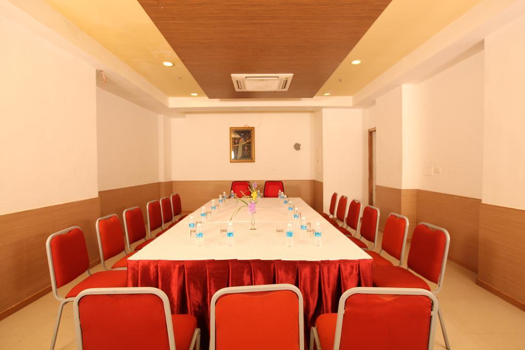 Sterling V Grand Madurai Otel Dış mekan fotoğraf