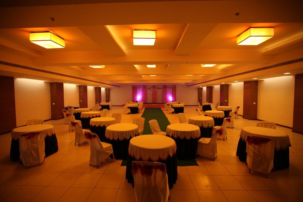 Sterling V Grand Madurai Otel Dış mekan fotoğraf
