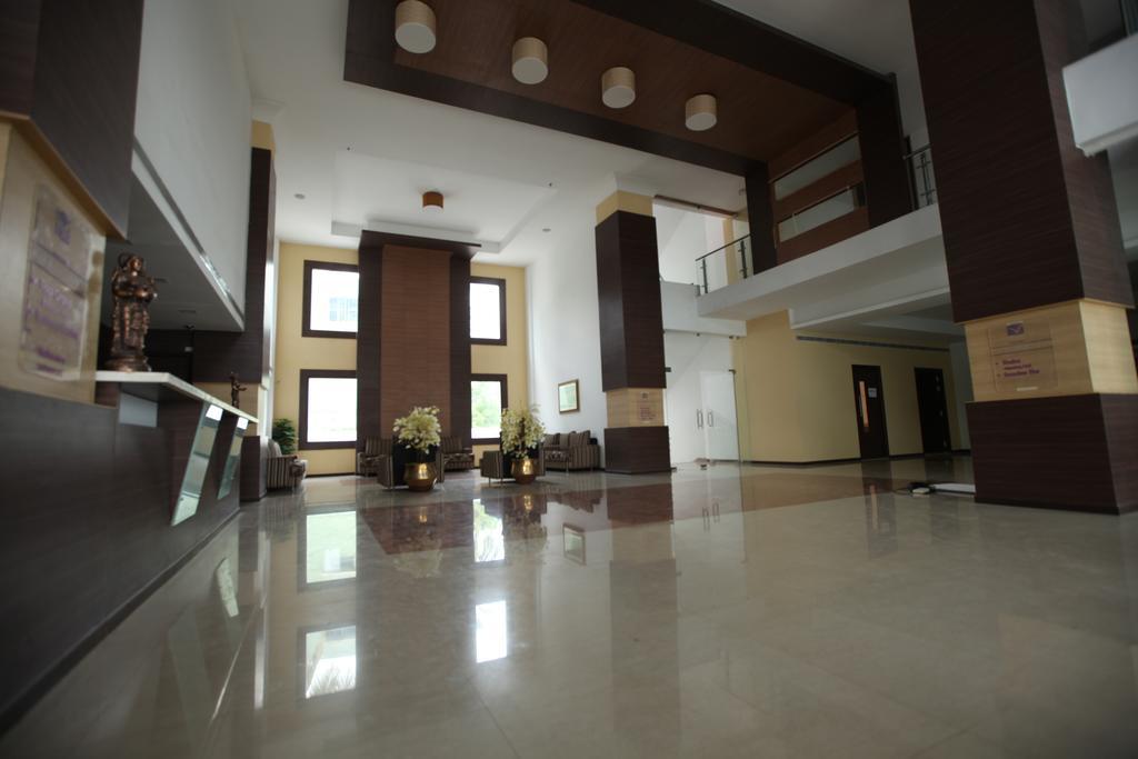 Sterling V Grand Madurai Otel Dış mekan fotoğraf