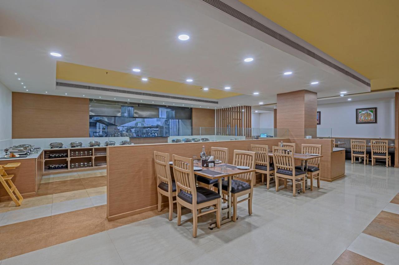 Sterling V Grand Madurai Otel Dış mekan fotoğraf