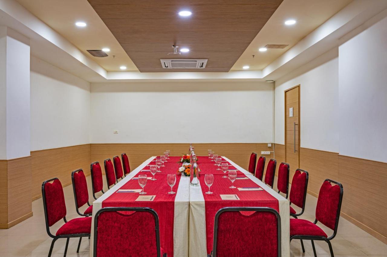 Sterling V Grand Madurai Otel Dış mekan fotoğraf