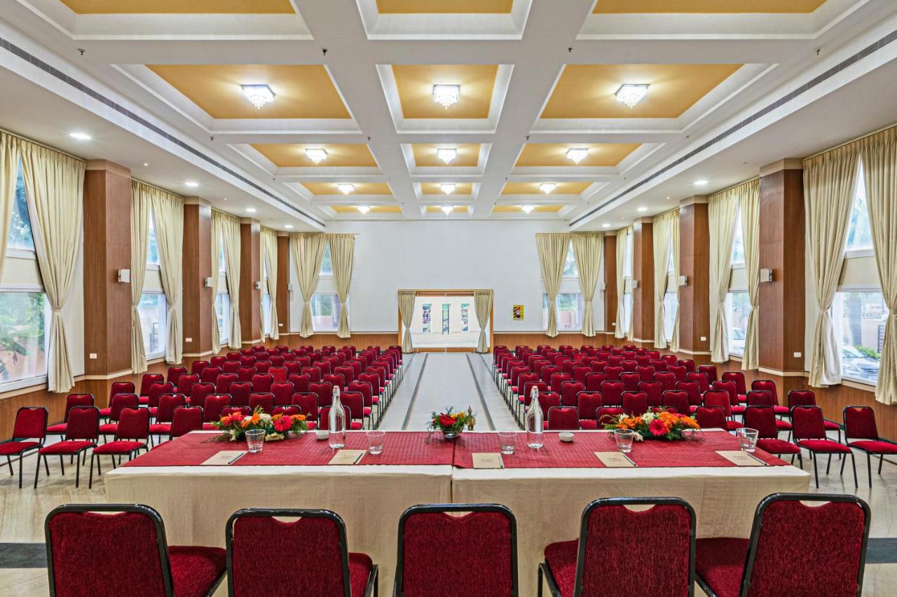 Sterling V Grand Madurai Otel Dış mekan fotoğraf