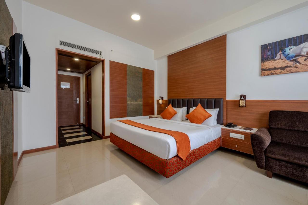 Sterling V Grand Madurai Otel Dış mekan fotoğraf