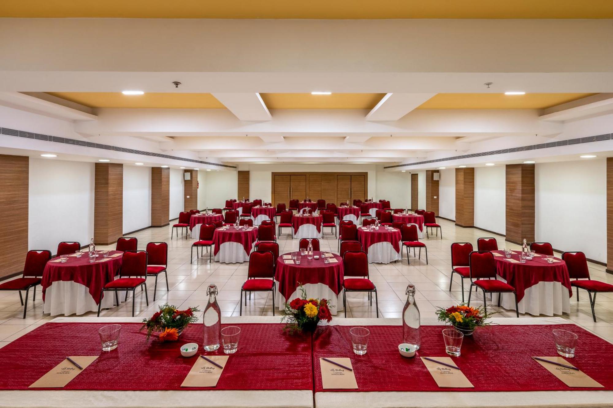 Sterling V Grand Madurai Otel Dış mekan fotoğraf